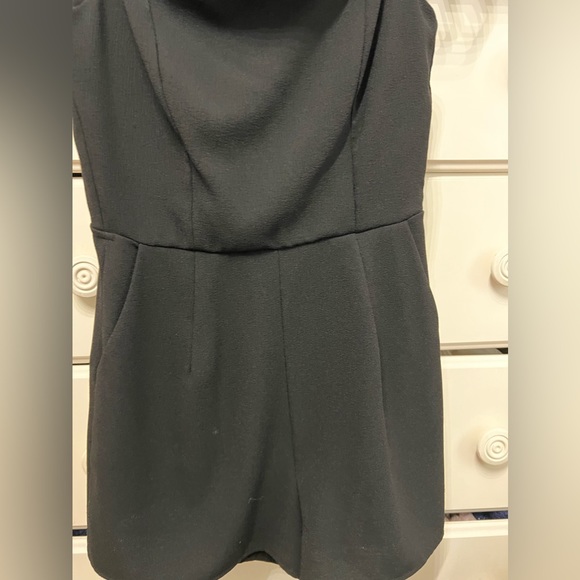 Romper - Picture 2 of 7